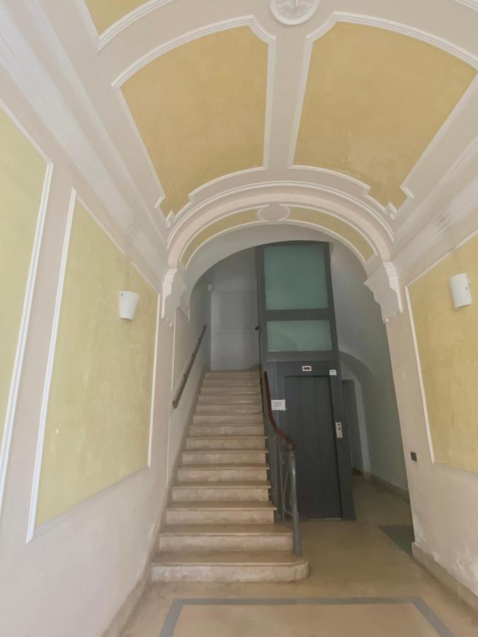 Casa Carulli49 Apartment Bari Luaran gambar